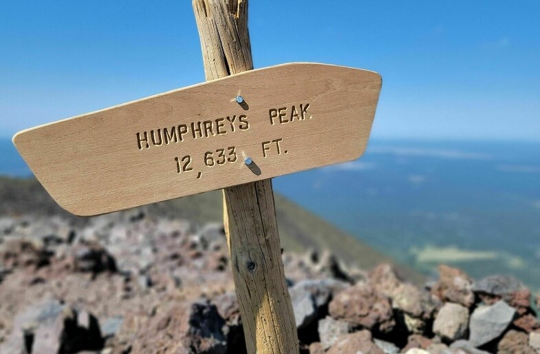 Sign showing the elevation of Mt. Humphry in Flagstaff Arizona.